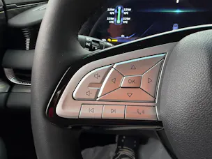 FORTHING 9 1.5T PHEV 7 Sitze Full Option Plugin