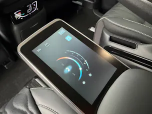 FORTHING 9 1.5T PHEV 7 Sitze Full Option Plugin