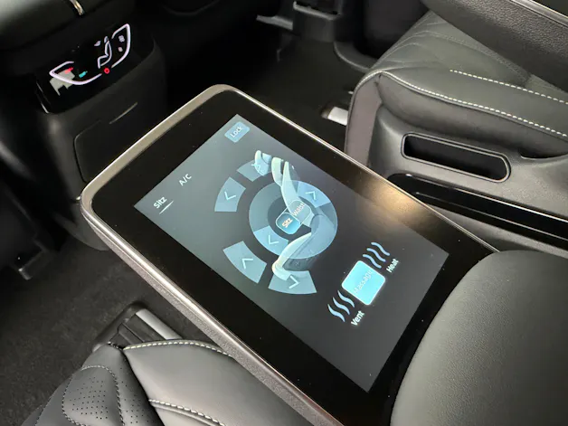 FORTHING 9 1.5T PHEV 7 Sitze Full Option Plugin