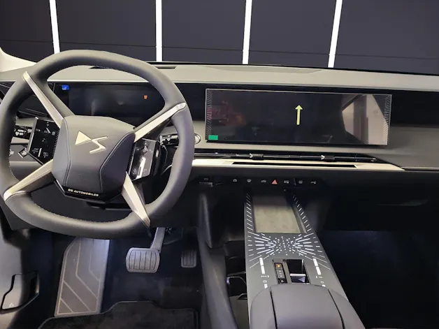 DS Automobiles AUTOMOBILES DS8 E-Tense Pallas Long Rang