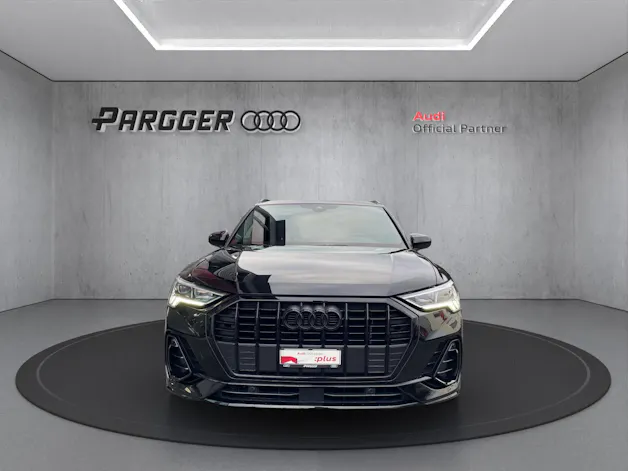 Audi Q3 35 TFSI S line S-tronic