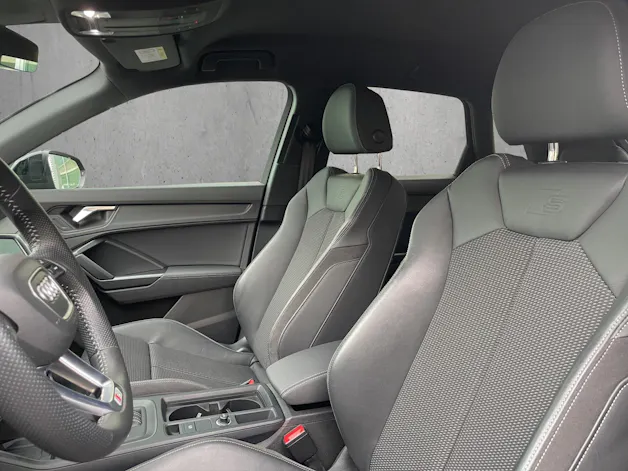 Audi Q3 35 TFSI S line S-tronic