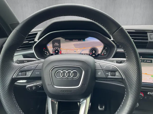 Audi Q3 35 TFSI S line S-tronic