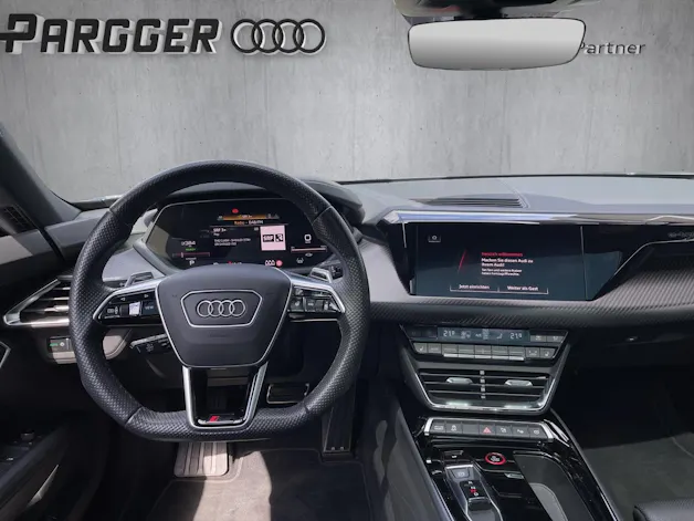 Audi RS e-tron GT quattro