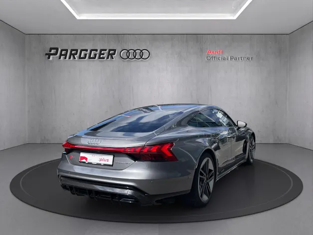 Audi RS e-tron GT quattro