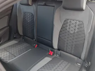 VW Golf 1.5 eTSI mHEV ACT R-Line DSG