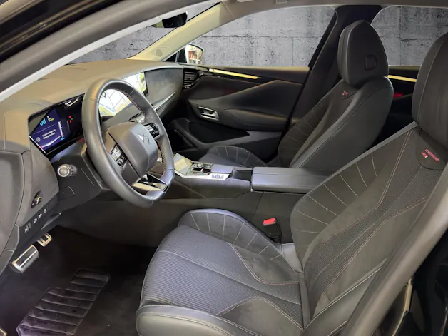 DS Automobiles AUTOMOBILES DS 4 1.6 E-Tense Ligne Noire