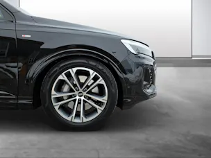 Audi Q7 SUV TDI quattro 210 kW S Line tiptronic