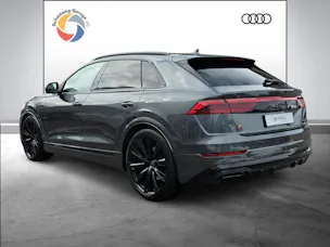 Audi Q8 SUV TFSI e quattro 290 kW Attraction tiptronic