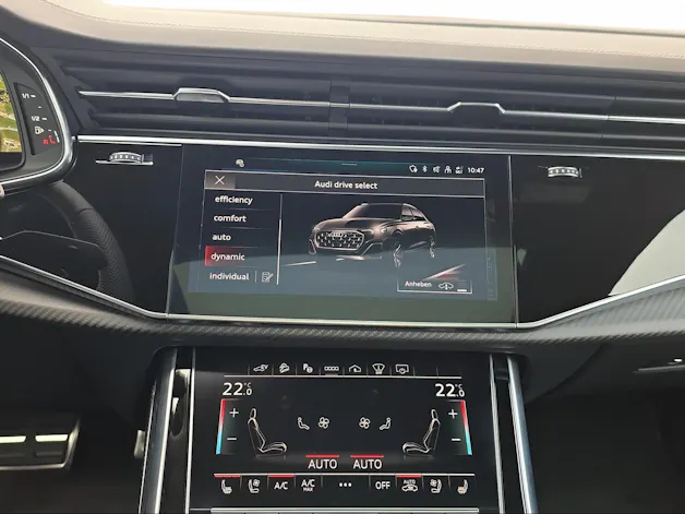 Audi Q8 SUV TFSI e quattro 290 kW Attraction tiptronic