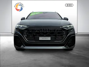 Audi Q8 SUV TFSI e quattro 290 kW Attraction tiptronic