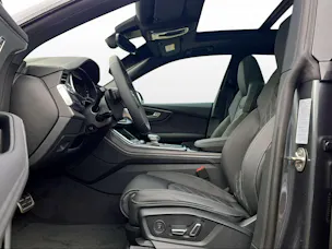 Audi Q8 SUV TFSI e quattro 290 kW Attraction tiptronic