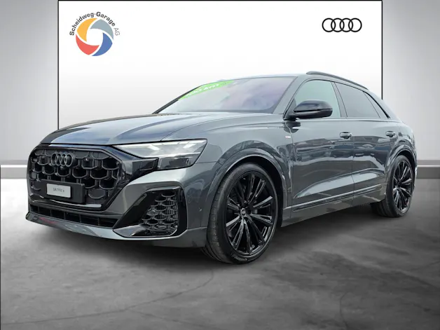 Audi Q8 SUV TFSI e quattro 290 kW Attraction tiptronic
