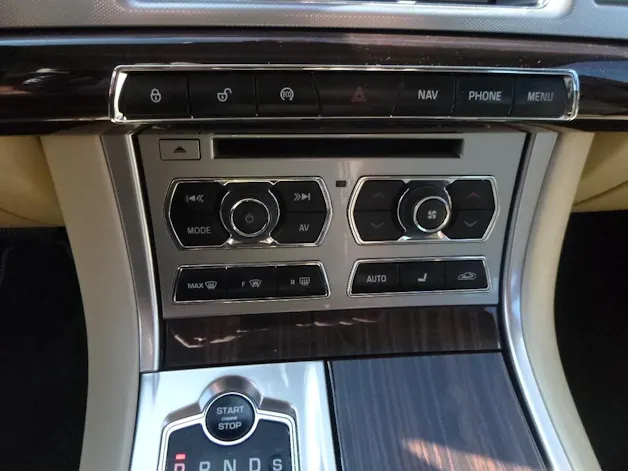 Jaguar XF 3.0 V6 S/C Premium Luxury 4x4