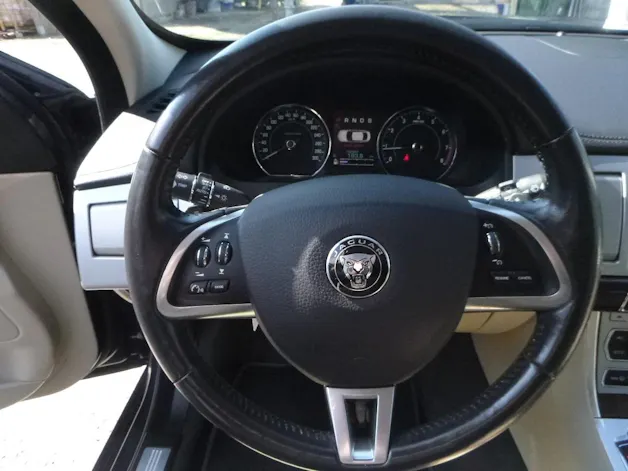 Jaguar XF 3.0 V6 S/C Premium Luxury 4x4