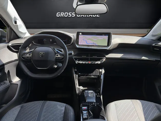 Peugeot 208 NEW 1.2 MHEV 110 Allure