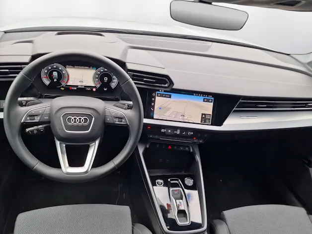 Audi A3 Sportback TFSI 110 kW Attraction S tronic