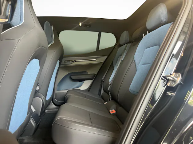 VOLVO EX30 P8 Ultra AWD