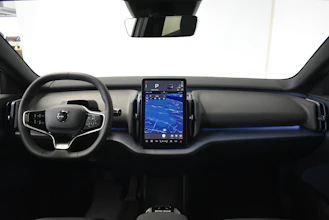 https://vehicle.imgix.net/4261353/93b44dcb-e3eb-4e56-81d9-2f526a45e14d.JPG
