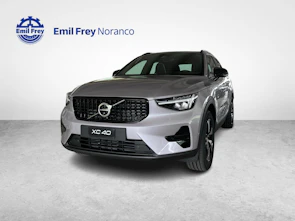 image du véhicule VOLVO XC40 2.0 B3 MH Plus Dark