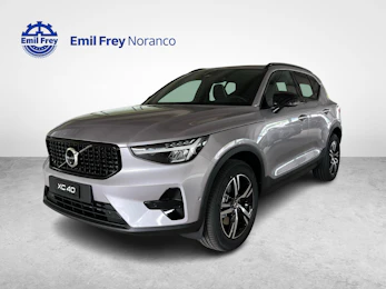 image du véhicule VOLVO XC40 2.0 B3 MH Plus Dark