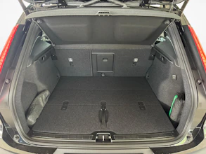 https://vehicle.imgix.net/4261358/7b9bc8e7-019f-4db2-9e0e-9560e565f5bc.jpg