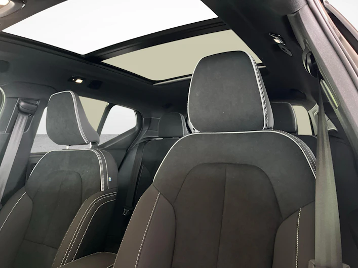 image du véhicule VOLVO XC40