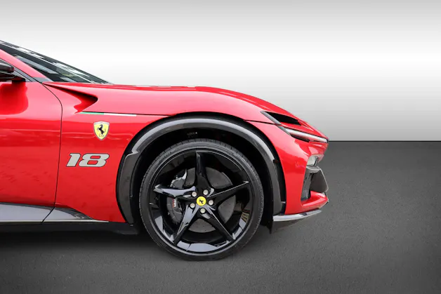 Ferrari Purosangue 6.5 V12