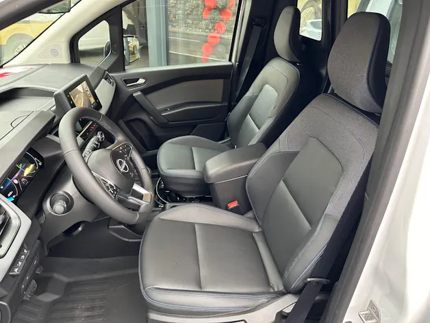 Nissan Townstar EV45 kWh 22kW L1 Tekna