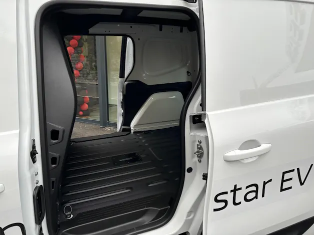 Nissan Townstar EV45 kWh 22kW L1 Tekna