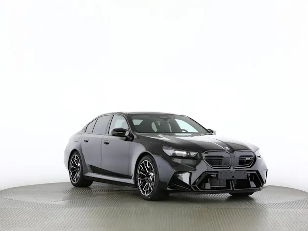 BMW M5 xDrive