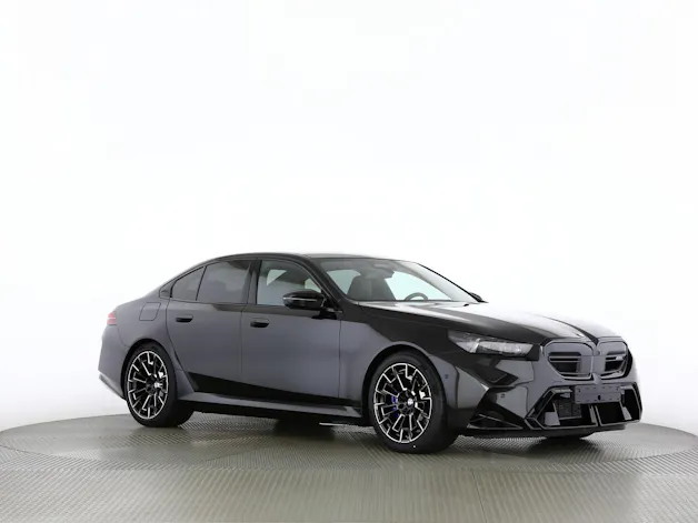 BMW M5 xDrive