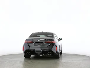 BMW M5 xDrive