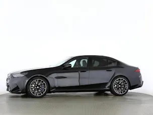 BMW M5 xDrive