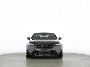 BMW M5 xDrive