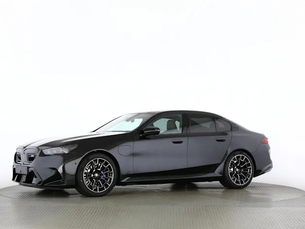BMW M5 xDrive