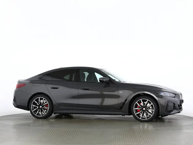 BMW i4 xDrive40