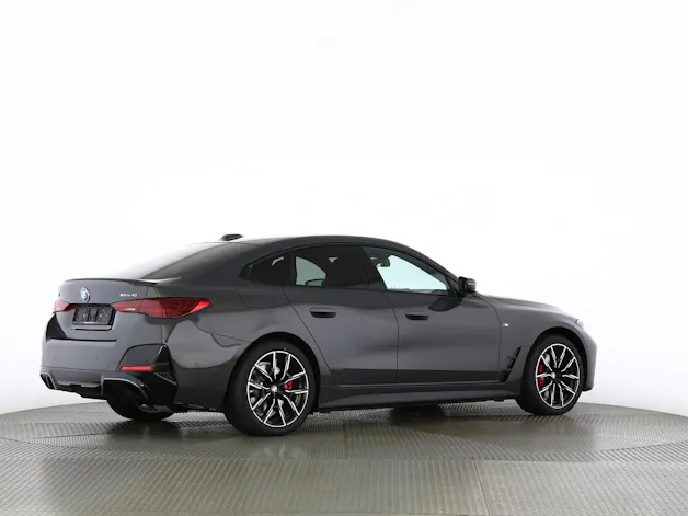 BMW i4 xDrive40