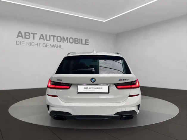 BMW M340i xDrive Touring