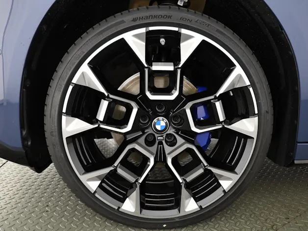 BMW iX3 50 xDrive