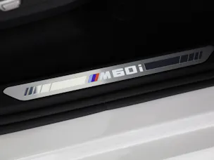 BMW X5 M60i xDrive