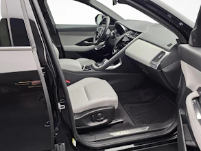 https://vehicle.imgix.net/4261872/a5a1e1de-2490-4bbd-8d32-6f362f3f56c0.jpg