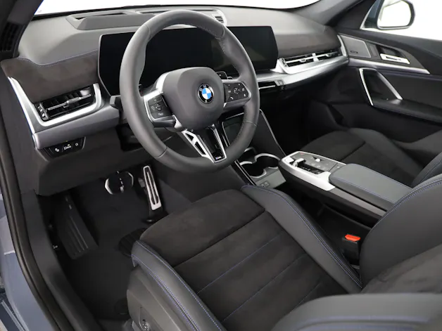 BMW X1 23i xDrive paddles