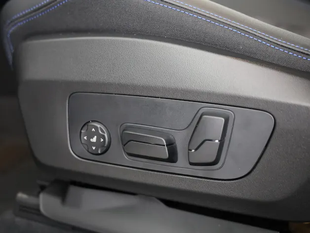 BMW X1 23i xDrive paddles
