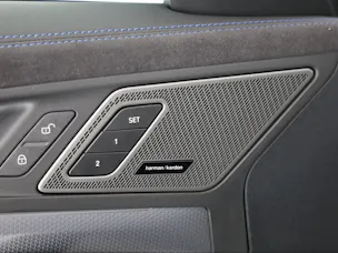 BMW X1 23i xDrive paddles