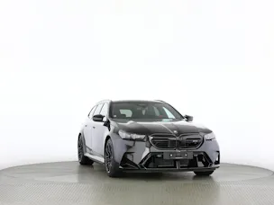 BMW M5 xDrive Touring