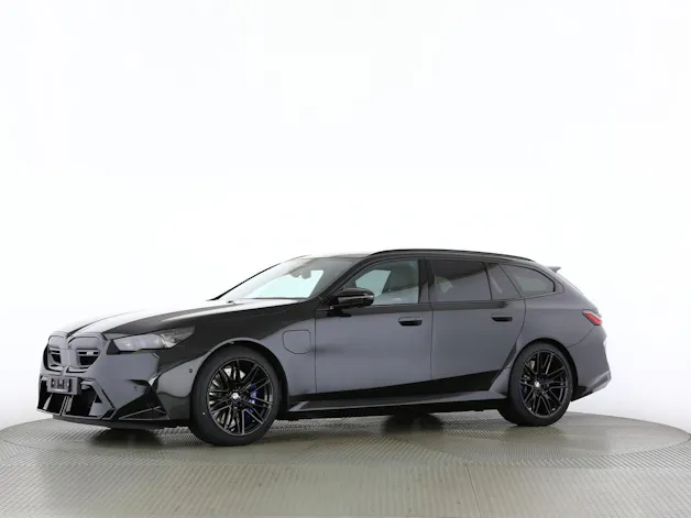 BMW M5 xDrive Touring