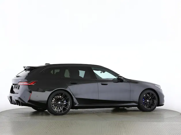 BMW M5 xDrive Touring