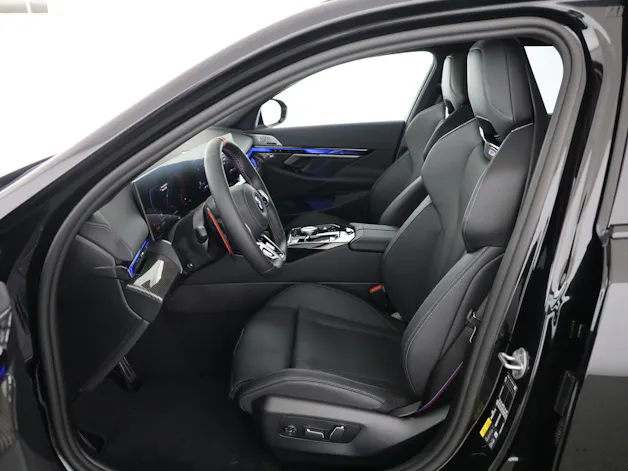 BMW M5 xDrive Touring