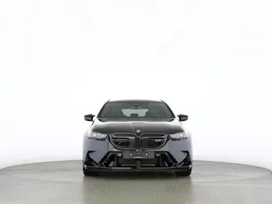 BMW M5 xDrive Touring